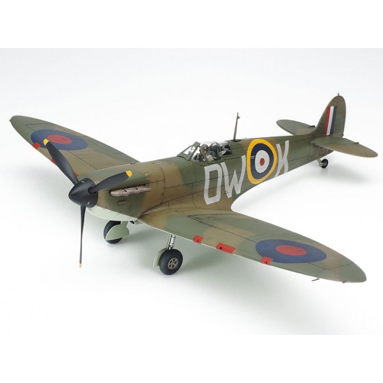 Plastic model Supermarine Spitfire Mk.I. aircraft Plastic model Supermarine Spitfire Mk.I. aircraft