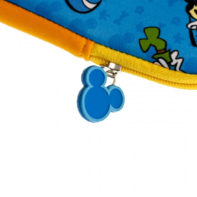 Pebble Gear Disney Mickey and Friends Carry Bag