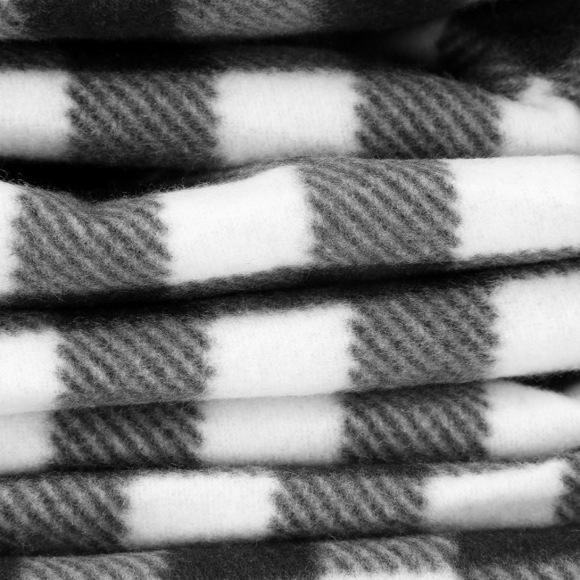 NILS CAMP picnic blanket NC2310 black and white 300 x 200 cm