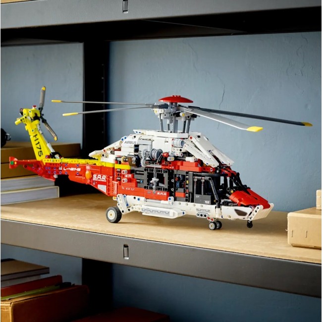 LEGO TECHNIC 42145 AIRBUS H175 RESCUE HELICOPTER
