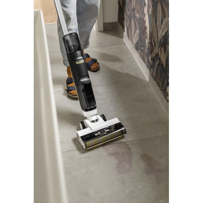 KARCHER FCV 3 Extra+ electric mop with vacuum function - 1.056-126.0 White KARCHER FCV 3 Extra+ electric mop with vacuum function - 1.056-126.0 White