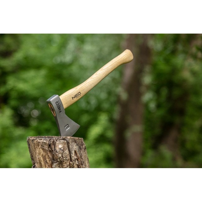 Bushcraft hatchet in sheath 400 grams