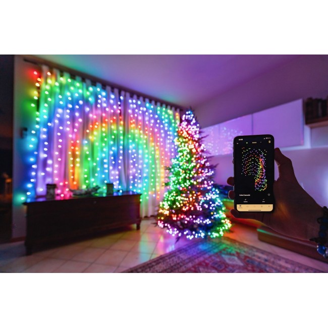 TWINKLY Curtain 210 (TWW210SPP-TEU) Intelligent LED Lights 210 LED RGB+W 2,1 m TWINKLY Curtain 210 (TWW210SPP-TEU) Intelligent LED Lights 210 LED RGB+W 2,1 m