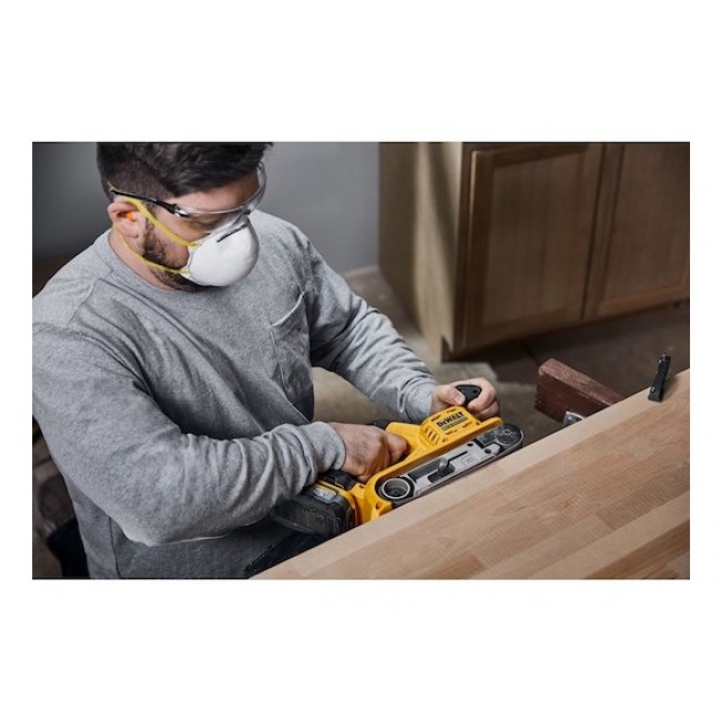 DeWALT DCW220NT-XJ portable sander Belt sander Black, Yellow