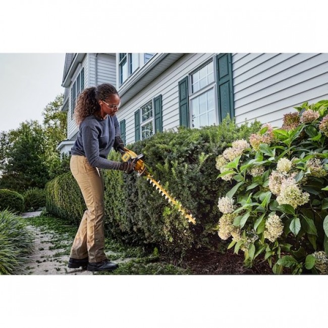DeWALT DCMHT573X1-QW power hedge trimmer Double blade 4.1 kg DeWALT DCMHT573X1-QW power hedge trimmer Double blade 4.1 kg