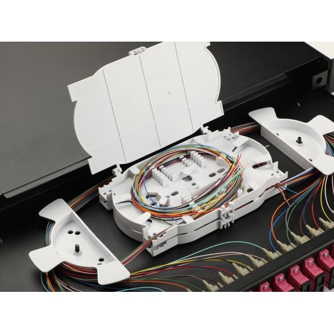 Equip 24-Port Fiber Optic Splice Box, SC Duplex, OM4, 1U, Equipped, Blac