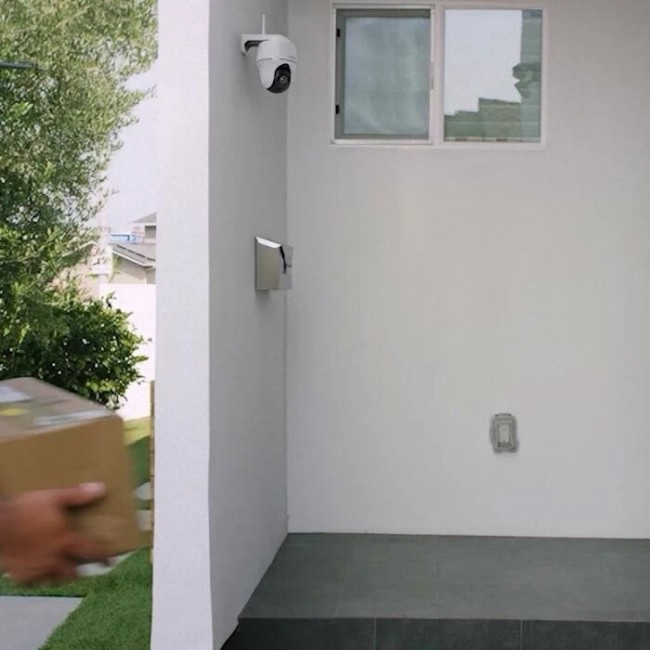 Reolink Argus Series B420 3MP IP security camera with solar panel