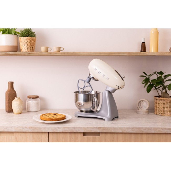 Smeg SMF04CREU mixer Stand mixer 800 W Cream