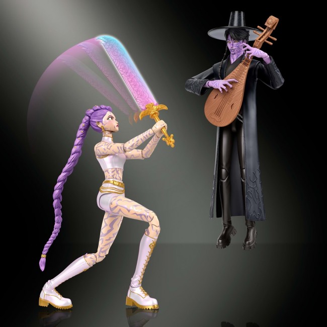 Mattel KPop Demon Hunters Rumi & Jinu Final Battle Action Figure Set, 4 Accessories, Swappable Hands & Faces