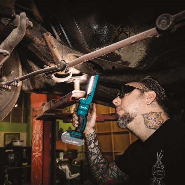 Makita DML801 flashlight