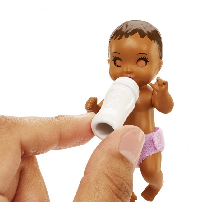 Barbie Skipper Babysitters Inc. Skipper Babysitters Playset with Friend Doll, Baby Doll with Sleepy Eyes, Crib and Accessories Barbie Skipper Babysitters Inc. Skipper Babysitters Playset with Friend Doll, Baby Doll with Sleepy Eyes, Crib and Accessories