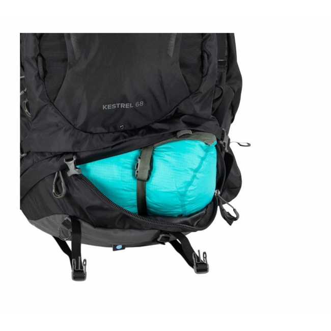 Trekking Backpack Osprey Kestrel 48 black S/M Trekking Backpack Osprey Kestrel 48 black S/M