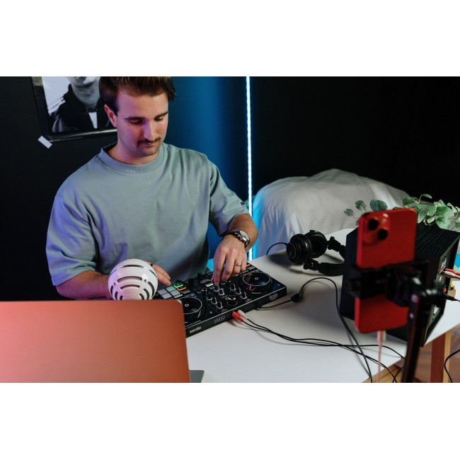 Hercules DJControl Inpulse 200 MK3 2 channels Black