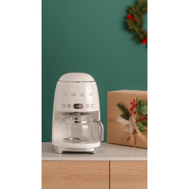 Smeg 50's Style Drip Filter Coffee Machine DCF02CREU Cream 1,4 l