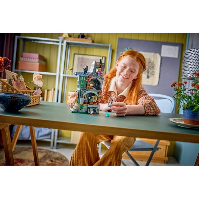 LEGO HARRY POTTER 76467 Luna Lovegood's House LEGO HARRY POTTER 76467 Luna Lovegood's House