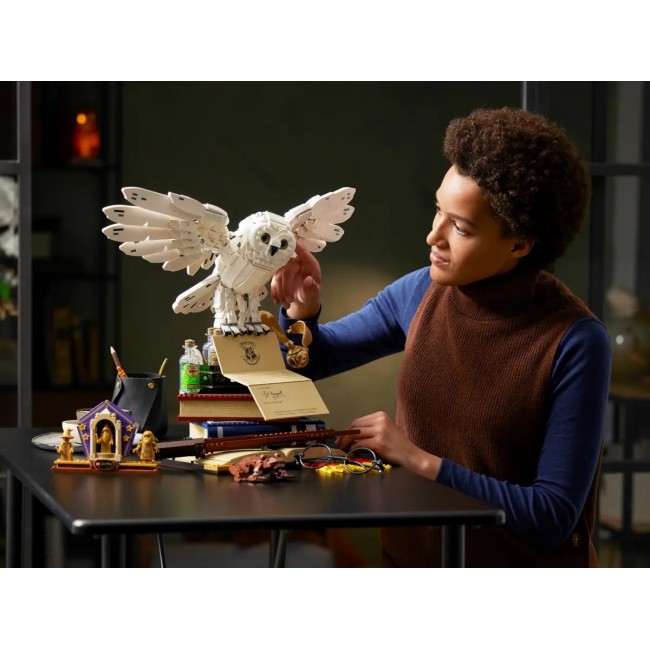 LEGO HARRY POTTER 76391 HOGWARTS ICONS - COLLECTORS' EDITION LEGO HARRY POTTER 76391 HOGWARTS ICONS - COLLECTORS' EDITION