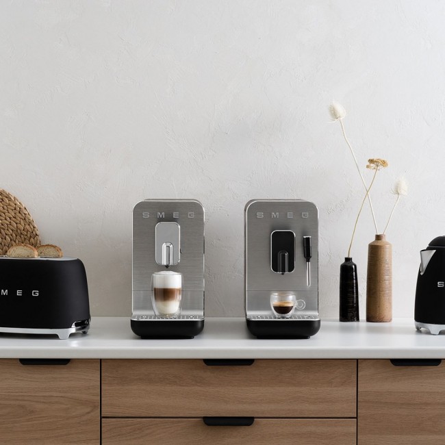 Smeg 50's Style Kettles KLF03BLMEU Black