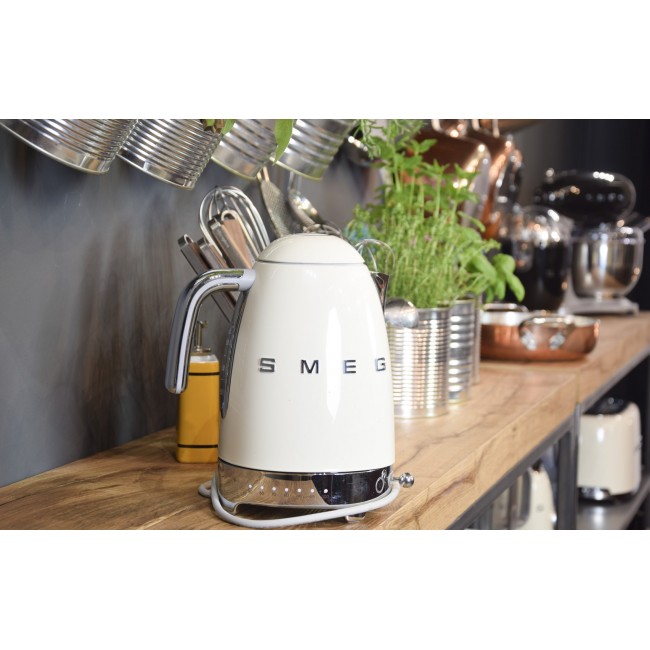 Smeg 50's Style Kettles KLF04CREU Cream
