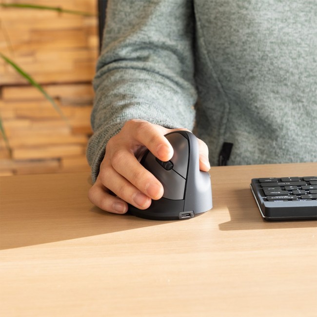 R-Go Tools Ergonomic mouse R-Go HE Break with break software, medium (hand size 165-185 mm), right-handed, Bluetooth, black R-Go Tools Ergonomic mouse R-Go HE Break with break software, medium (hand size 165-185 mm), right-handed, Bluetooth, black
