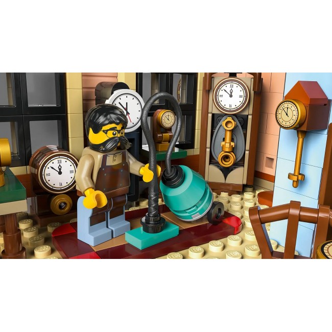 LEGO ICONS 10350 Tudor Corner LEGO ICONS 10350 Tudor Corner