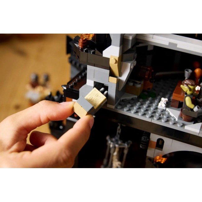 LEGO ICONS 10333 The Lord of the Rings: Barad-d r