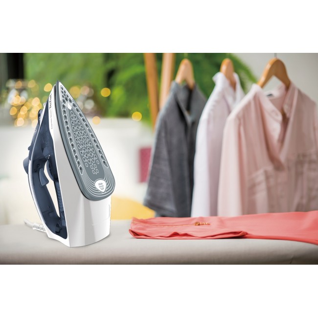 TEFAL FV2837E0 | Steam Iron | 2400 W | Water tank capacity 150 ml | Continuous steam 35 g/min | Blue/White