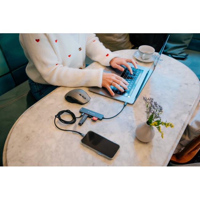 Verbatim USB-C Essentials Multiport Hub 6 ports: HDMI, USB-C PD, USB-A 3.2 Gen 1, USB-A, SD & microSD