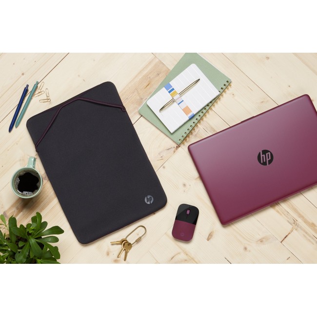 HP Reversible Protective 15.6-inch Mauve Laptop Sleeve HP Reversible Protective 15.6-inch Mauve Laptop Sleeve