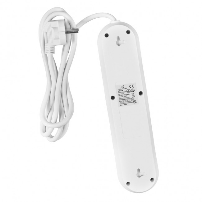 Maclean power strip, 3 socket extension + 3xUSB, 110-240V AC 50/60Hz, 2.1A max 2500W, 1.5m, white, MCE394 W Maclean power strip, 3 socket extension + 3xUSB, 110-240V AC 50/60Hz, 2.1A max 2500W, 1.5m, white, MCE394 W