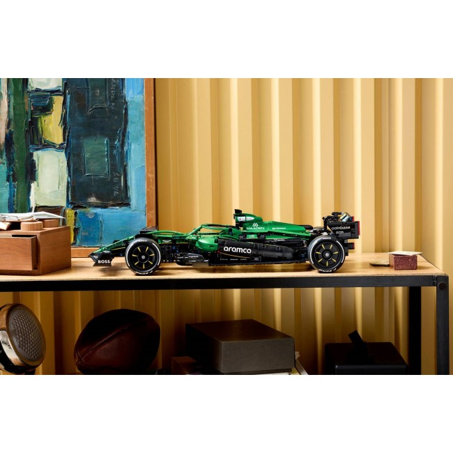 LEGO TECHNIC 42240 Aston Martin Aramco AMR25 F1