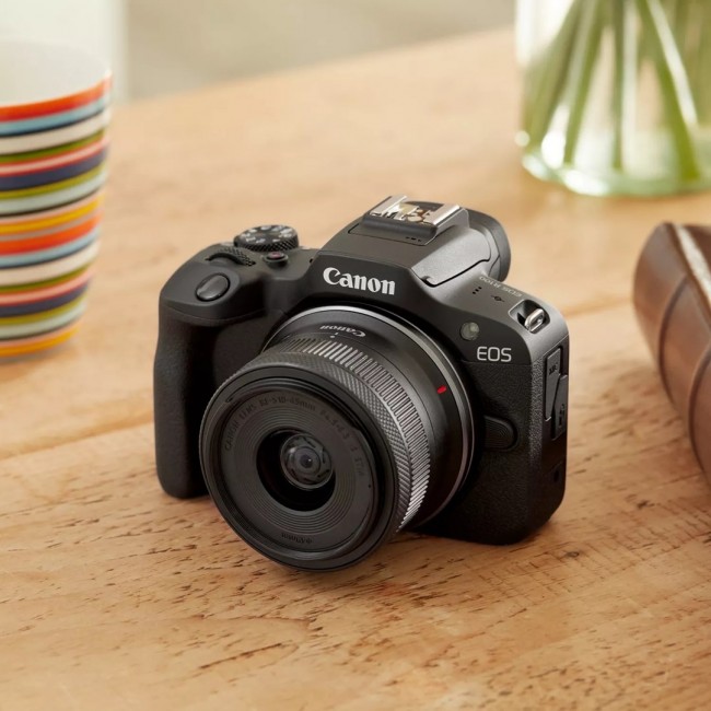 Mirrorless Camera Canon EOS R100 + Lens RF-S
