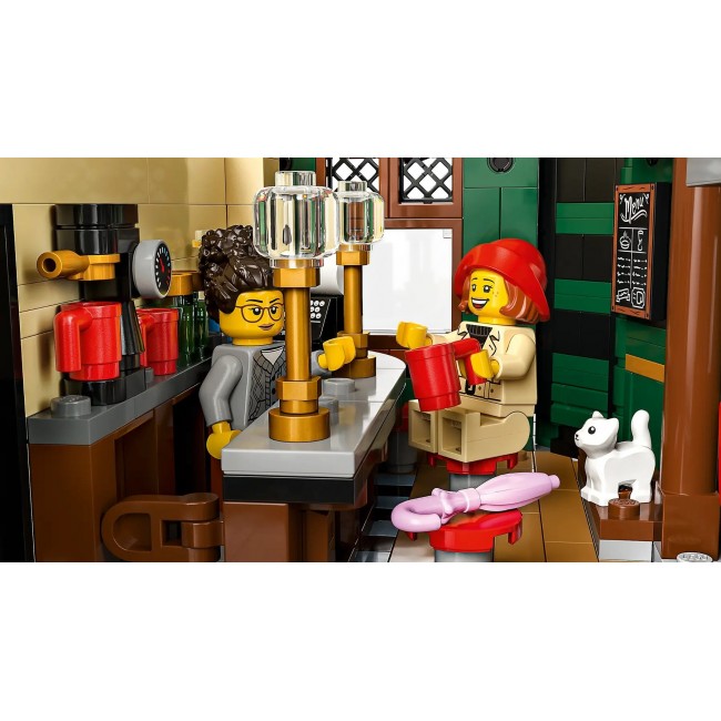 LEGO ICONS 10350 Tudor Corner LEGO ICONS 10350 Tudor Corner