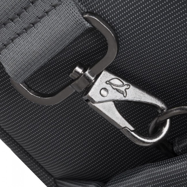 Rivacase 8251 43.9 cm (17.3