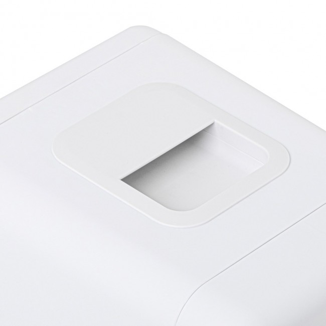 Adler AD 8084w Freestanding mini fridge White