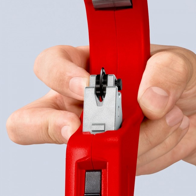Knipex 90 31 03 BK manual pipe cutter Pipecutter