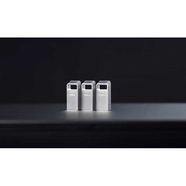 Kingston Technology DataTraveler 128GB Micro 200MB/s Metal USB 3.2 Gen 1 Kingston Technology DataTraveler 128GB Micro 200MB/s Metal USB 3.2 Gen 1