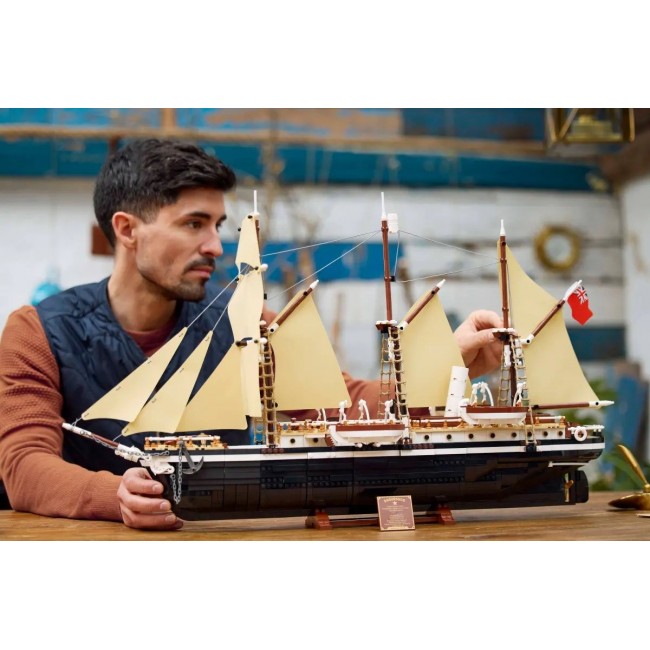 LEGO ICONS 10335 Endurance LEGO ICONS 10335 Endurance