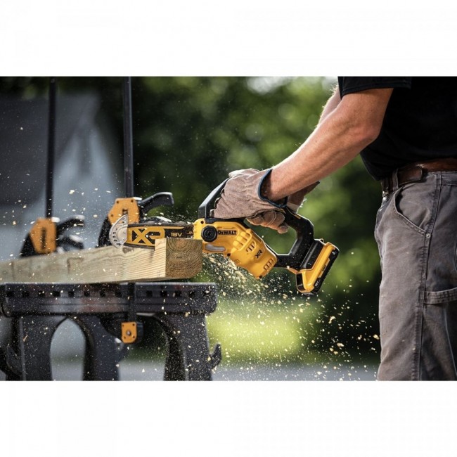 CHAINSAW AKU. XR 18V 20CM DCMPS520N DEWALT CHAINSAW AKU. XR 18V 20CM DCMPS520N DEWALT