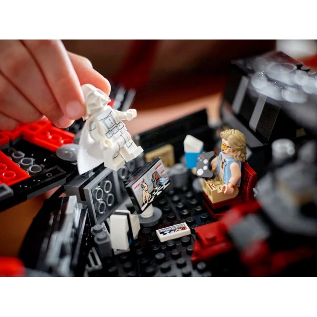 LEGO STAR WARS 75389 The Dark Falcon LEGO STAR WARS 75389 The Dark Falcon