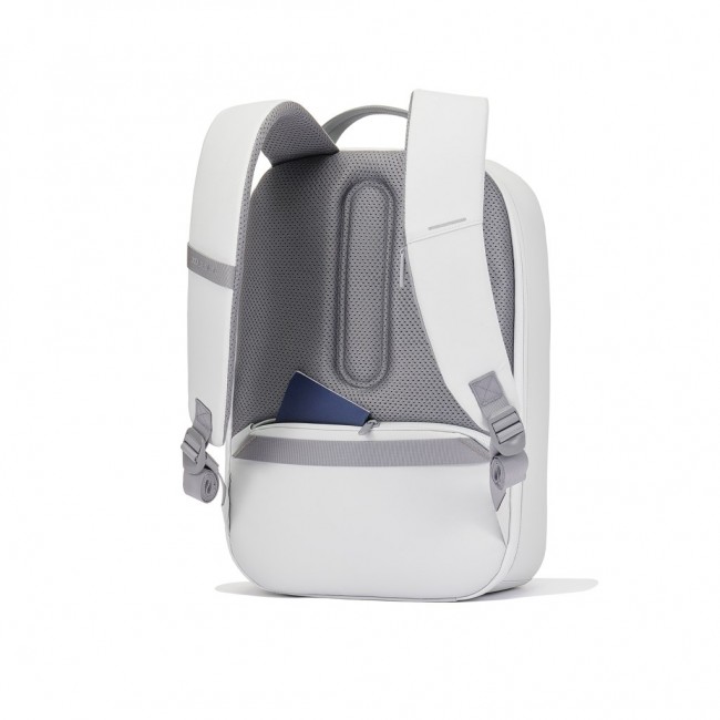 XD DESIGN ANTI-THEFT BACKPACK BOBBY EDGE WHITE P/N: P706.2503 XD DESIGN ANTI-THEFT BACKPACK BOBBY EDGE WHITE P/N: P706.2503