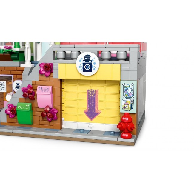 LEGO FRIENDS 42670 Heartlake City Apartments and Stores LEGO FRIENDS 42670 Heartlake City Apartments and Stores