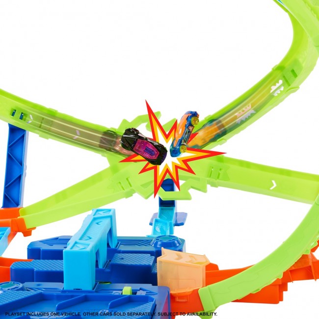 Hot Wheels Stunt Tracks Hypersphere Crash with 1 Die-Cast Car in 1:64 Scale Hot Wheels Stunt Tracks Hypersphere Crash with 1 Die-Cast Car in 1:64 Scale