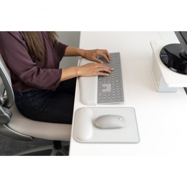 Kensington ErgoSoft Wrist Rest Mouse Pad for Standard Mouse