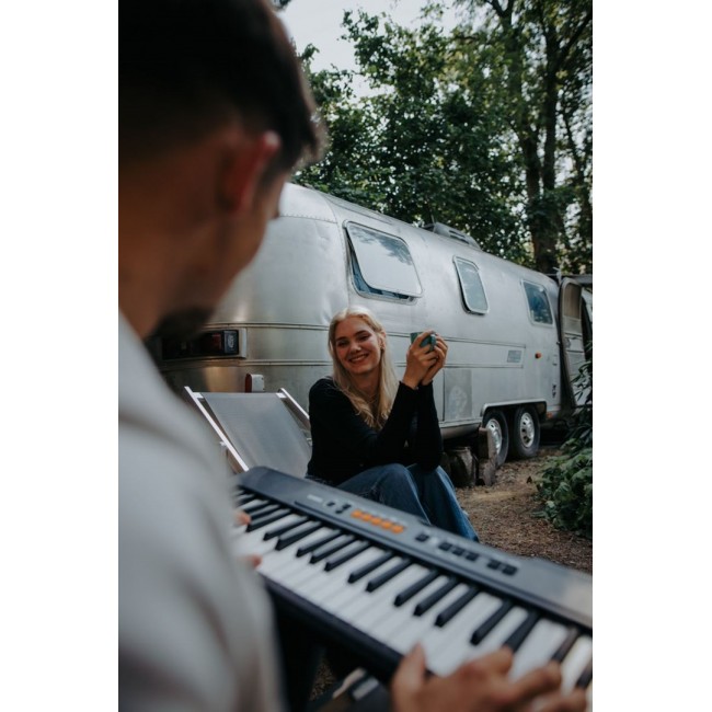 Casio CT-S100 digital piano 61 keys Black, White Casio CT-S100 digital piano 61 keys Black, White
