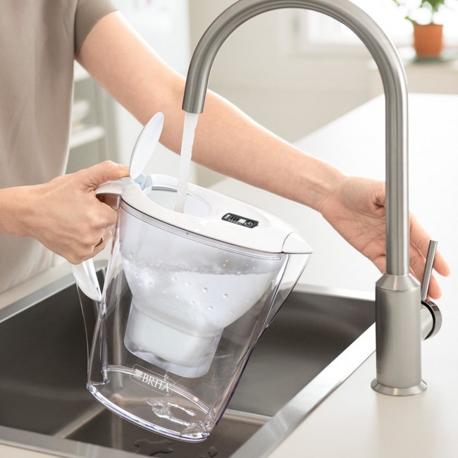 Brita Marella + 3 Maxtra Pro Pure Performance Pitcher water filter 2.4 L Transparent, Grey Brita Marella + 3 Maxtra Pro Pure Performance Pitcher water filter 2.4 L Transparent, Grey