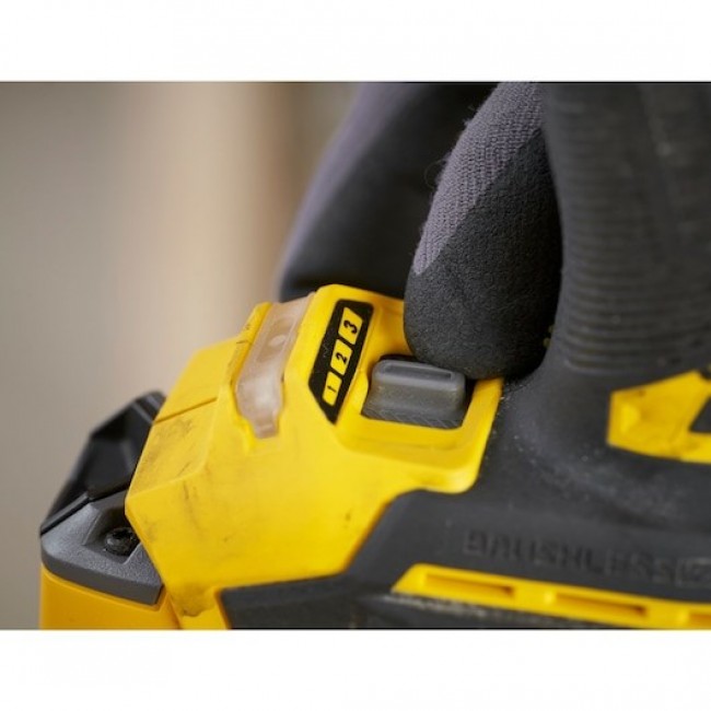 Stanley FATMAX SFMCF830B-XJ power screwdriver/impact driver 3200 RPM Black, Yellow