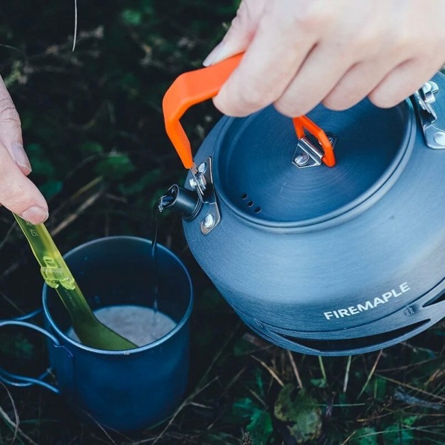 FireMaple travel kettle with heat sink 0.8L - FEAST XT1