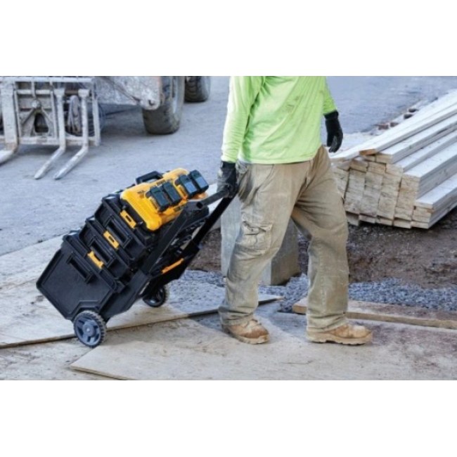 DEWALT CHARGER DCB104 4-PORTS XR 8A DEWALT CHARGER DCB104 4-PORTS XR 8A