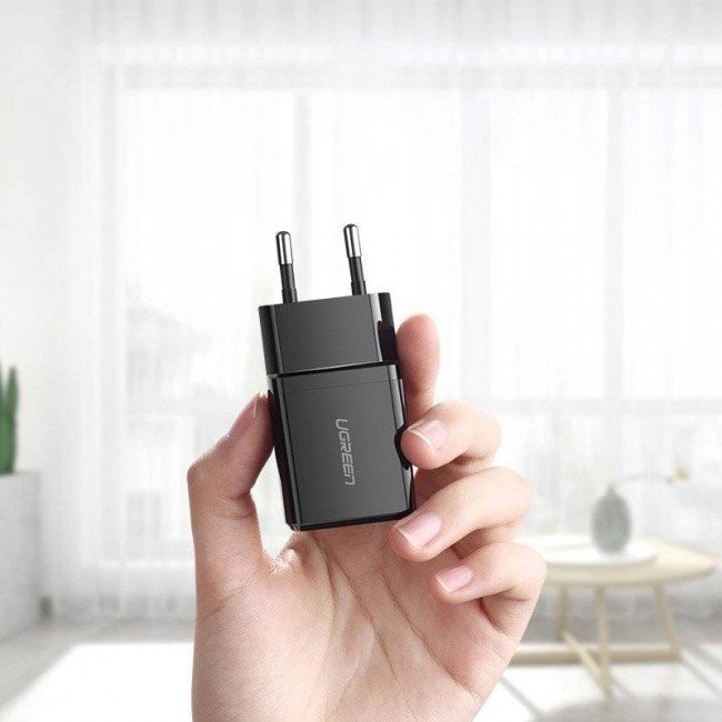 Ugreen 2.1A USB mains charger (black) Ugreen 2.1A USB mains charger (black)