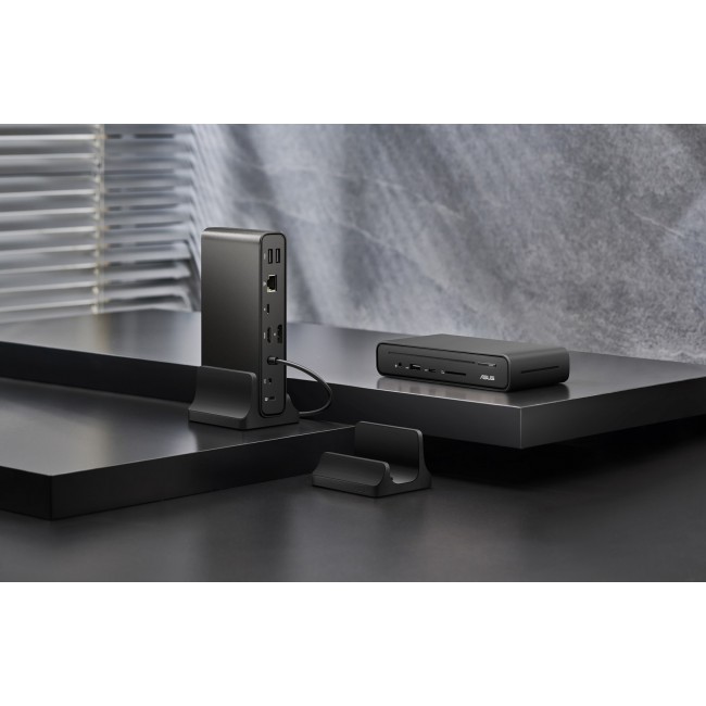 ASUS Triple Display USB-C Dock DC300 Docking USB 3.2 Gen 2 (3.1 Gen 2) Type-C Black
